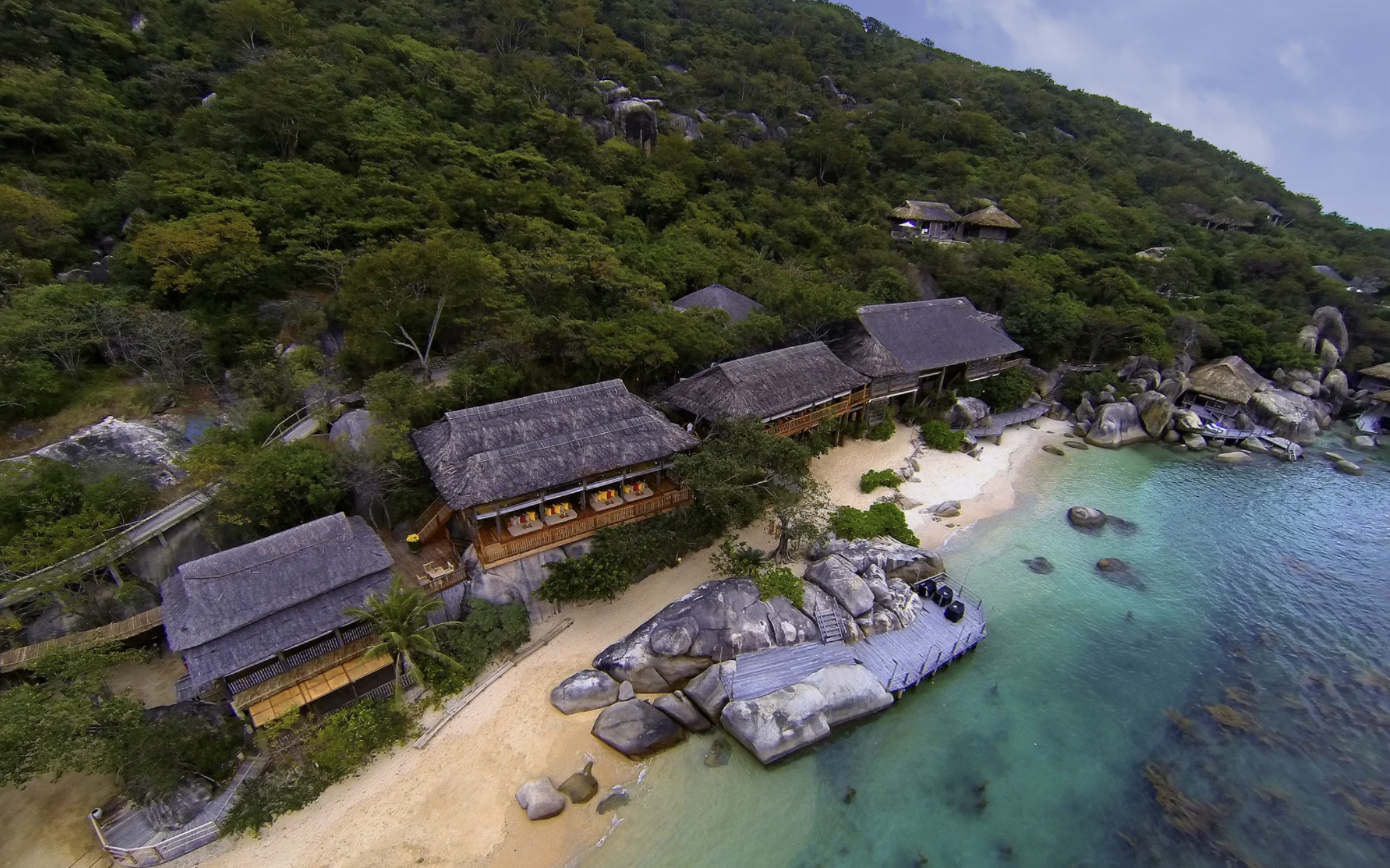 Resort 5 sao Nha Trang -  Six Senses Ninh Vân Bay - biển