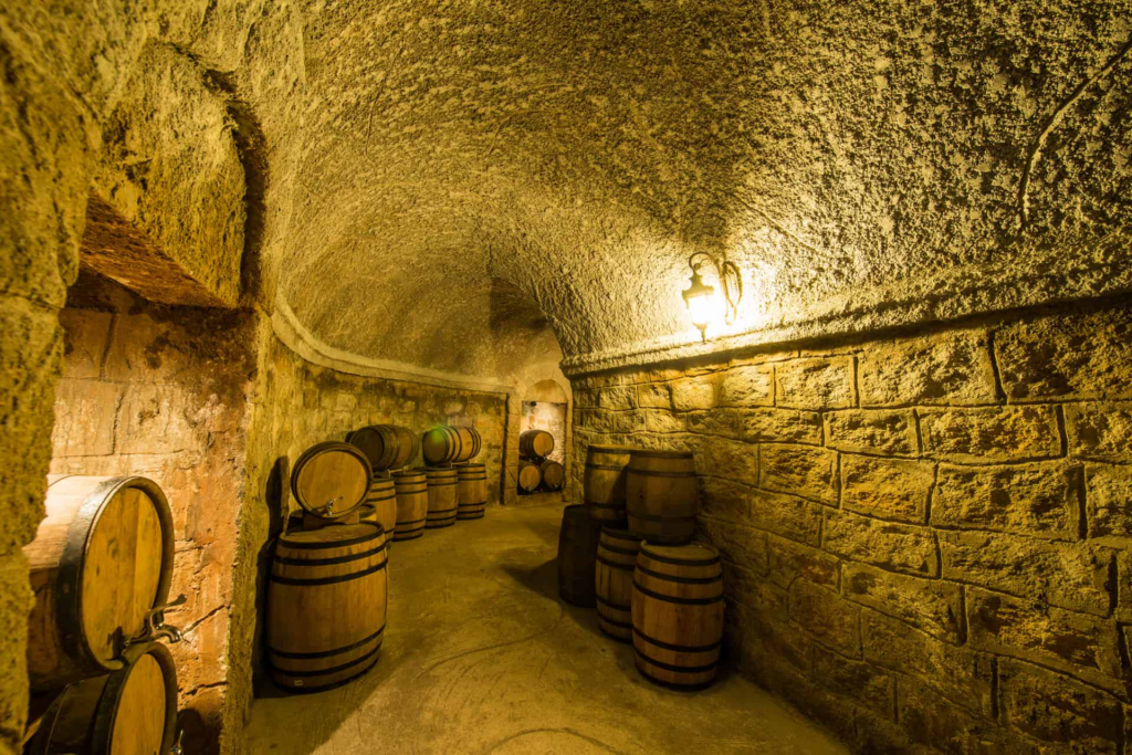 Hầm rượu Debay - khu du lịch Bà Nà Hills