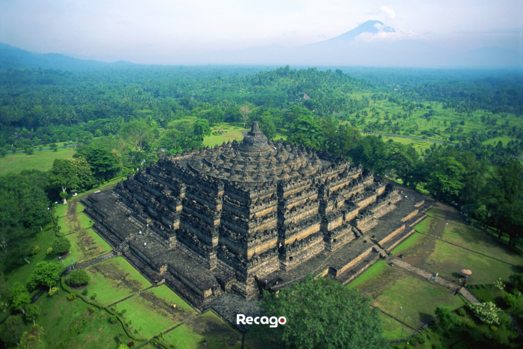 Candi-Borobudur-Indonesia